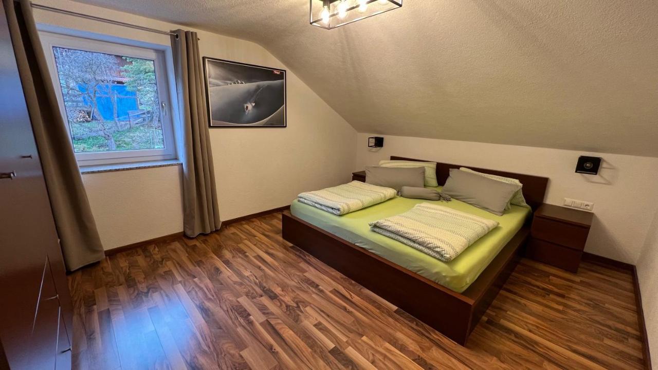 Urban Apartment *