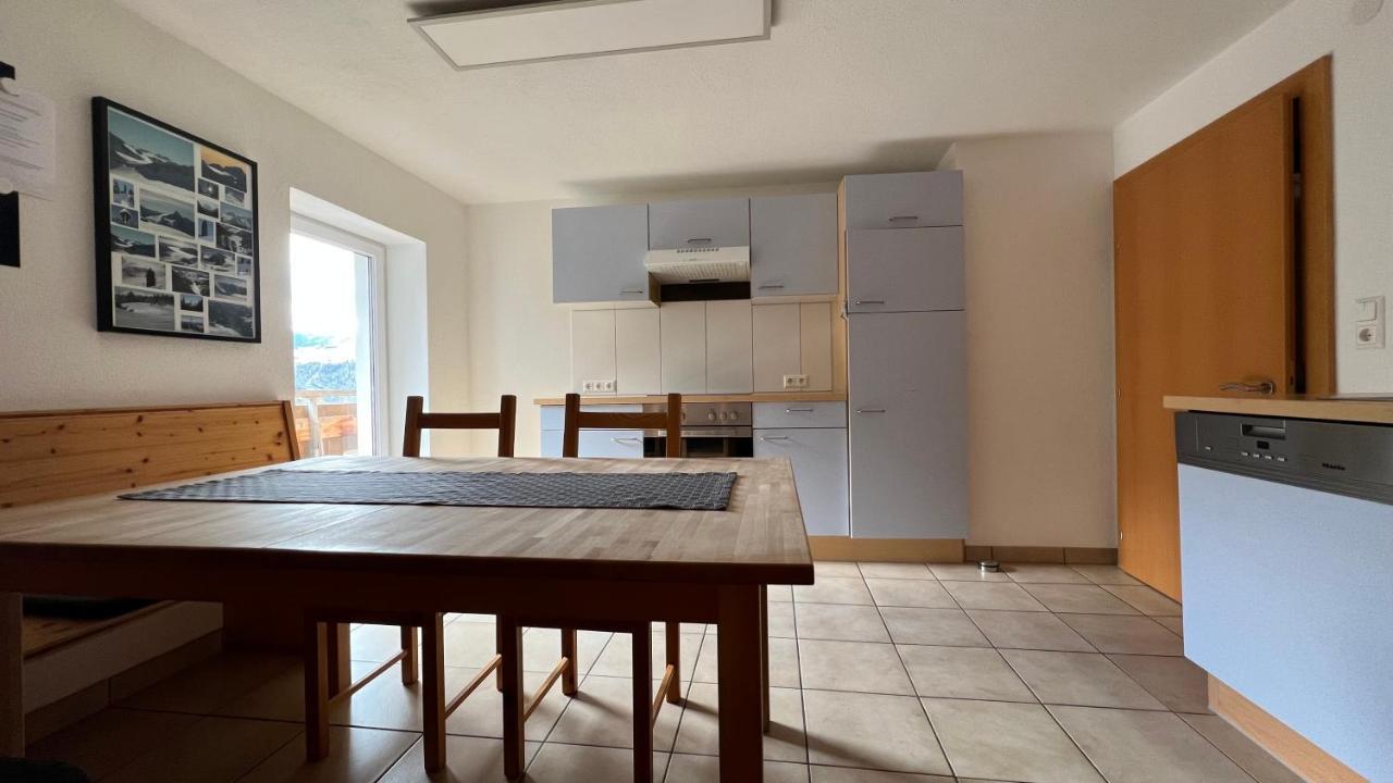 Urban Apartment *